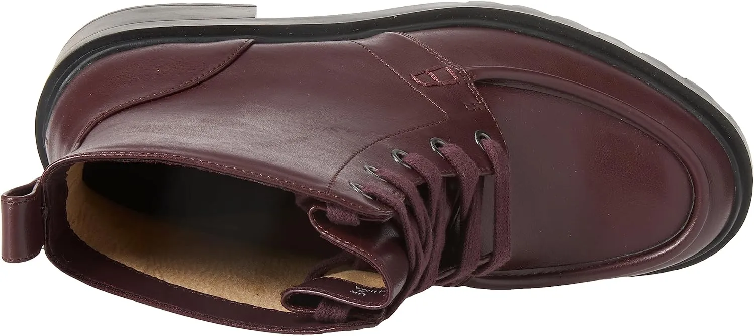 Amazon Essentials Women's Moc Toe Boot