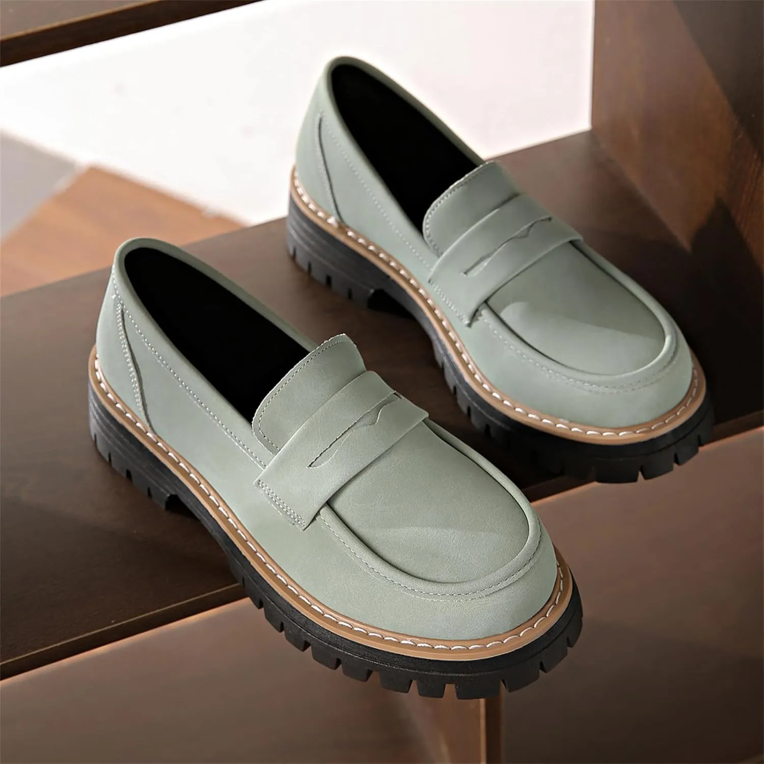 Bootara Loafers Women, Bootara Women's Plus Size Casual Retro Suede Loafers with Chunky Heel Platform