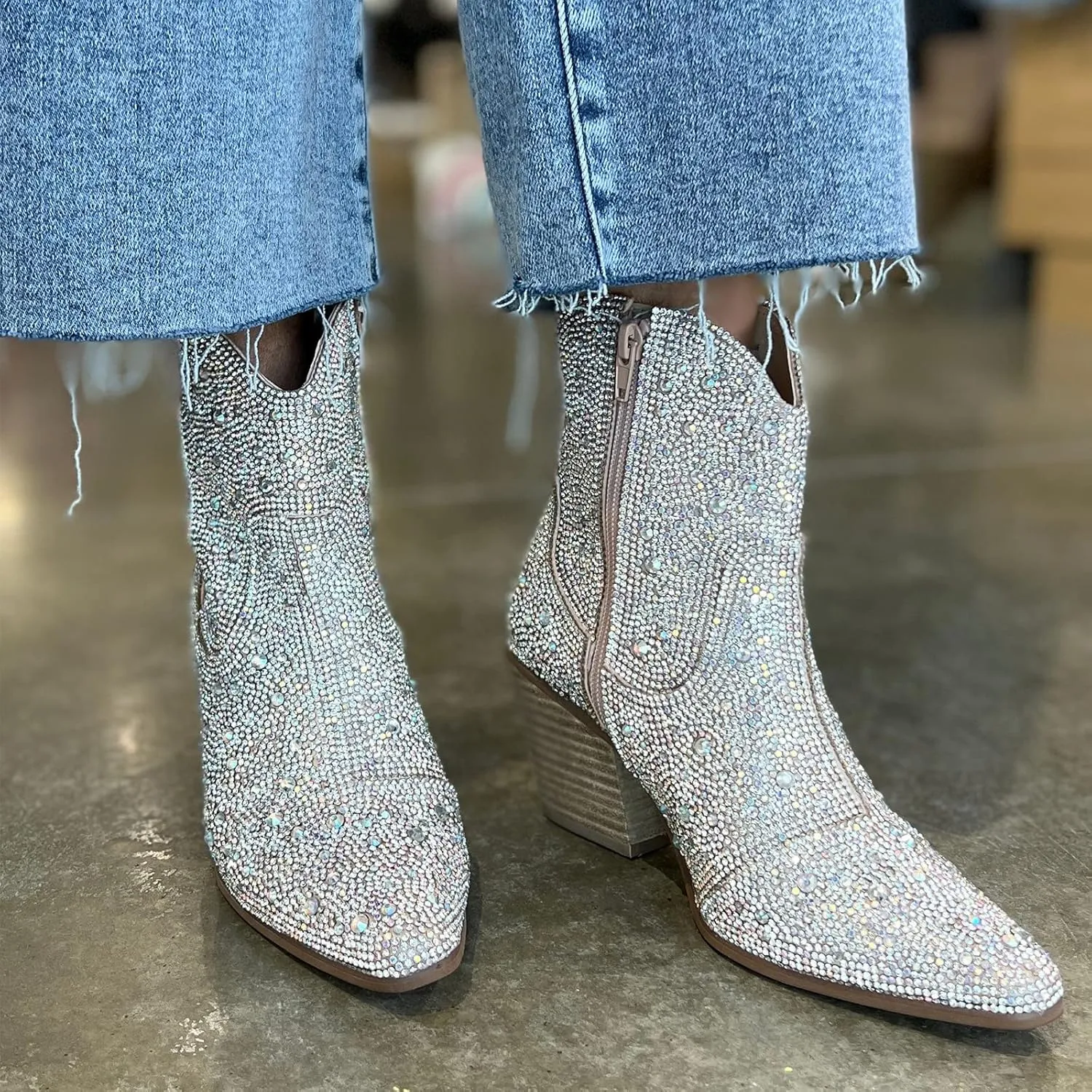 CKSNDLF Women's Cowboy Boots Cowgirl Rhinestones Western Boots Pointed Toe Chunky Stacked Heel Sparkly Glitter Bling Shoes