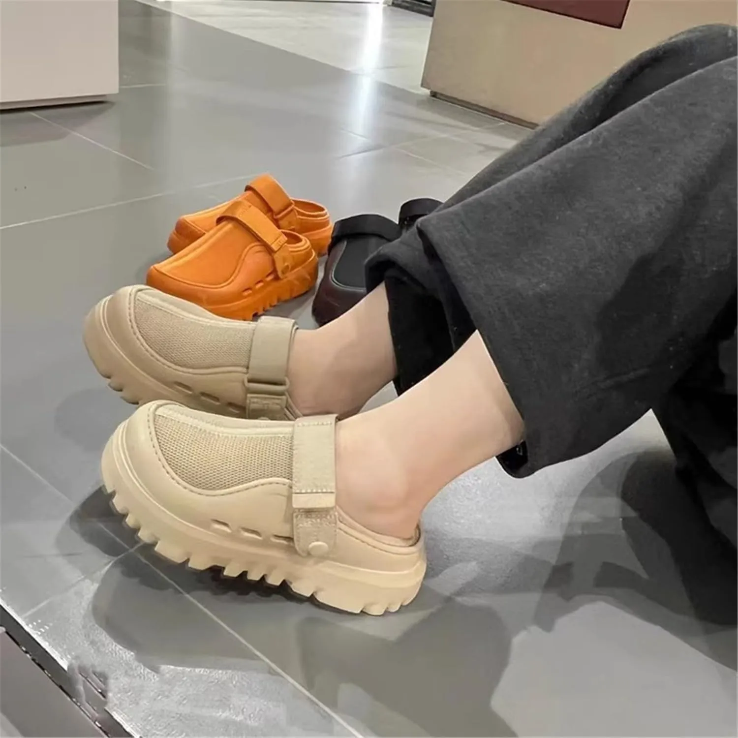 Fashion Platform Clogs Sandals for Women's Casual Adjustable Indoor Non Slip Comfortable Outdoor Men Slippers Women's Mules & Clogs