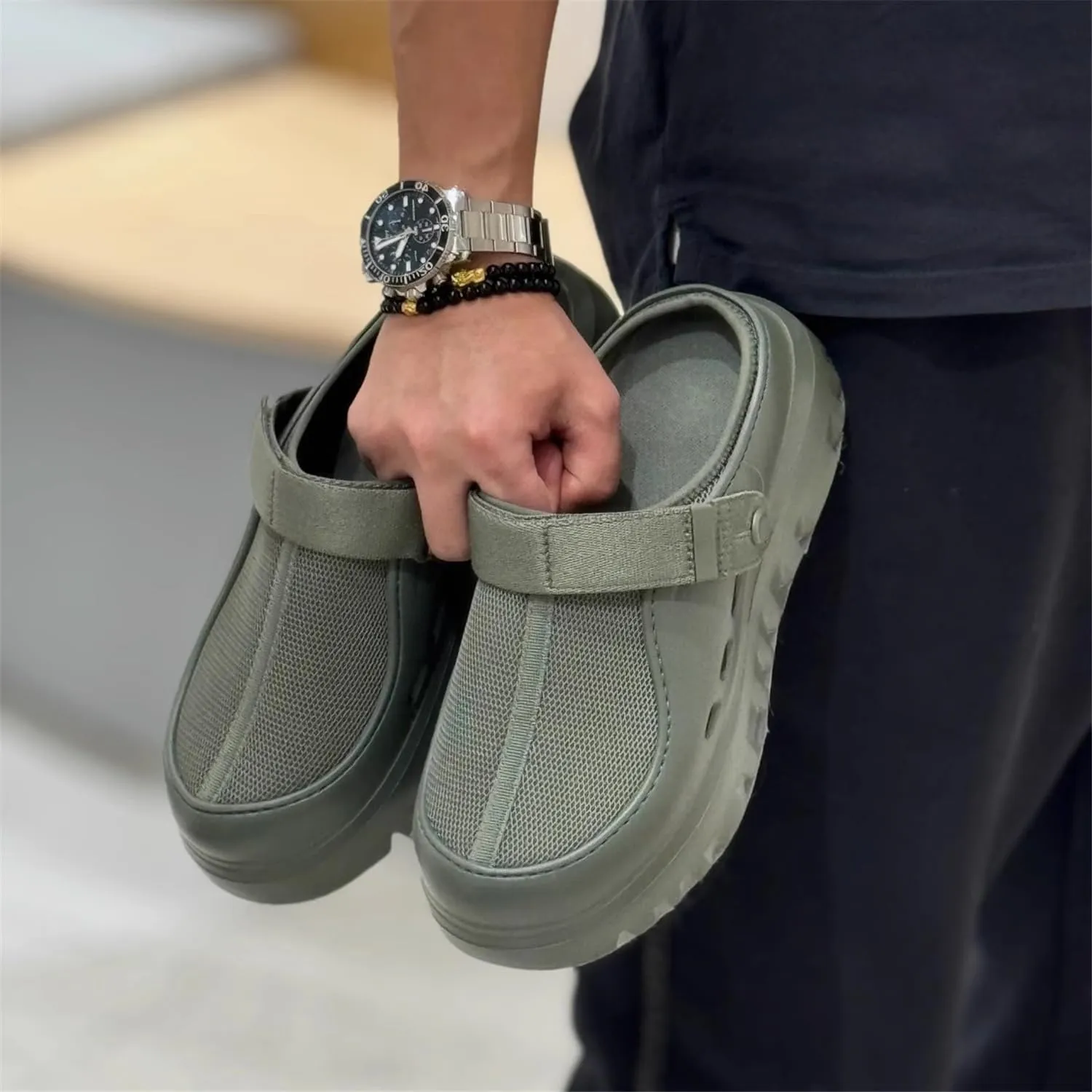 Fashion Platform Clogs Sandals for Women's Casual Adjustable Indoor Non Slip Comfortable Outdoor Men Slippers Women's Mules & Clogs