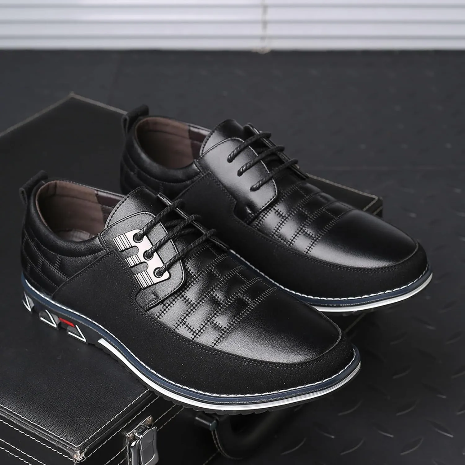 Fashion Style Men's Breathable Comfortable Business Lace Up Leisure Solid Color Leather Shoes All Shoes for Men