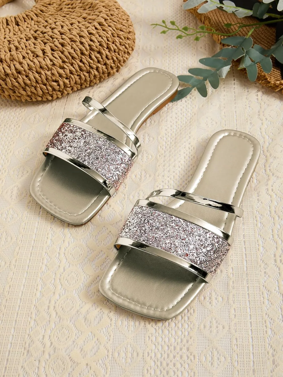 GORGLITTER Women's Sequin Flat Sandals Metallic Fashion Dressy Sandals