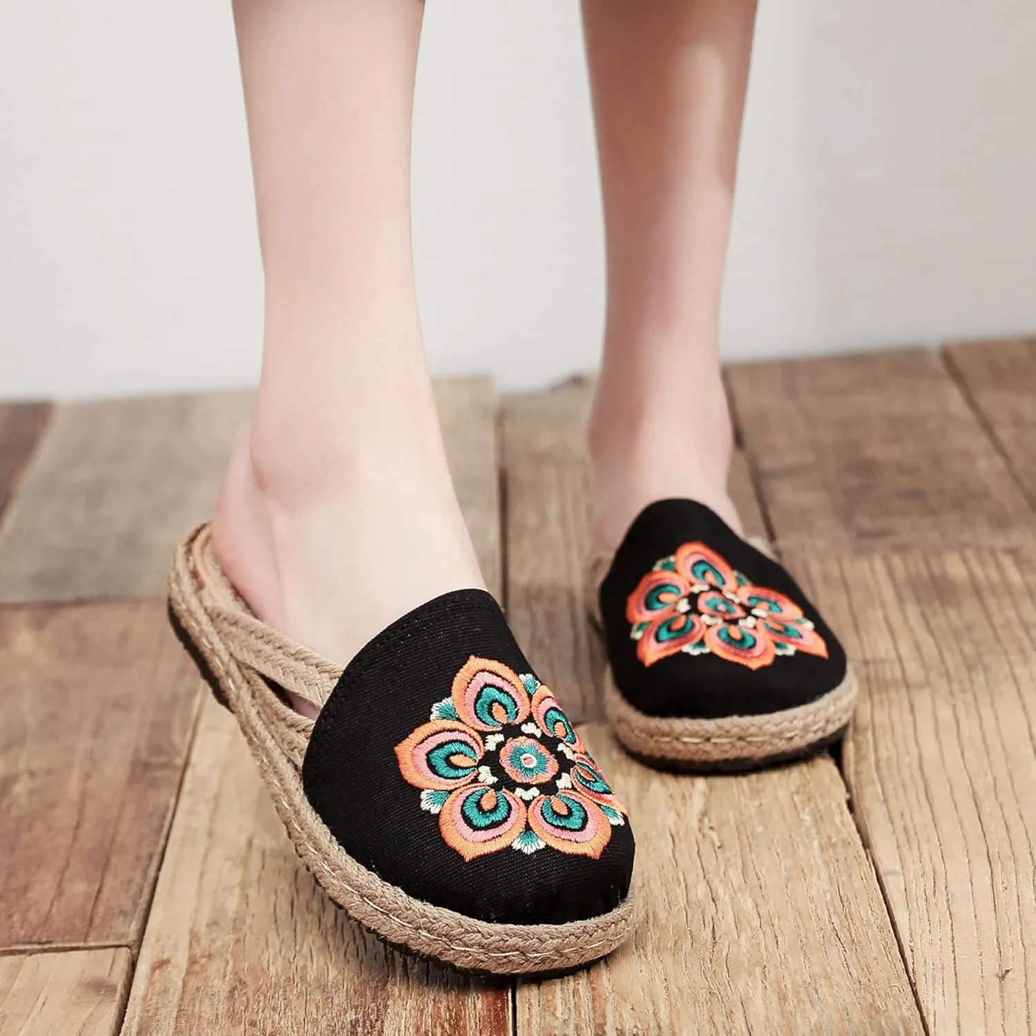 Hee grand Women's Embroidered Espadrilles Slip On Mule Slippers Ethnic Style Cotton and Linen Flats Retro Chinese Style