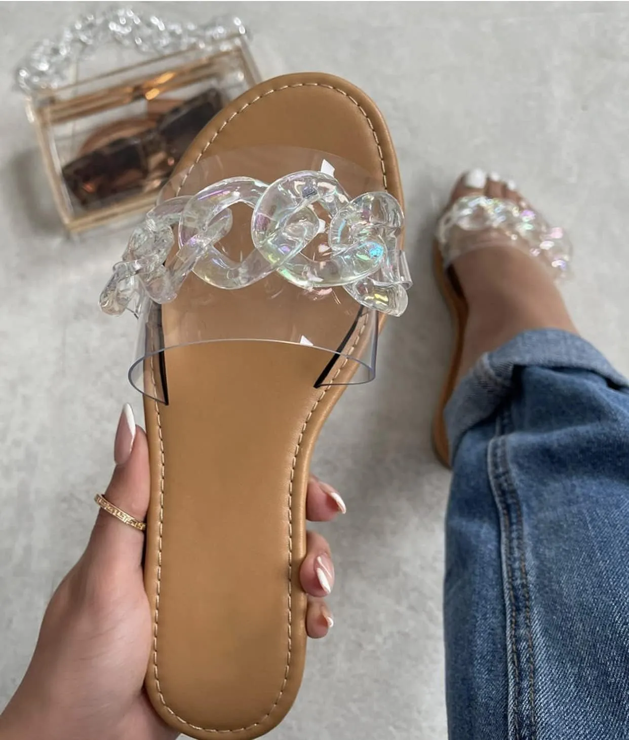 Ladies slipper shoes chain style bands style outdoor indoor flat with sandals.