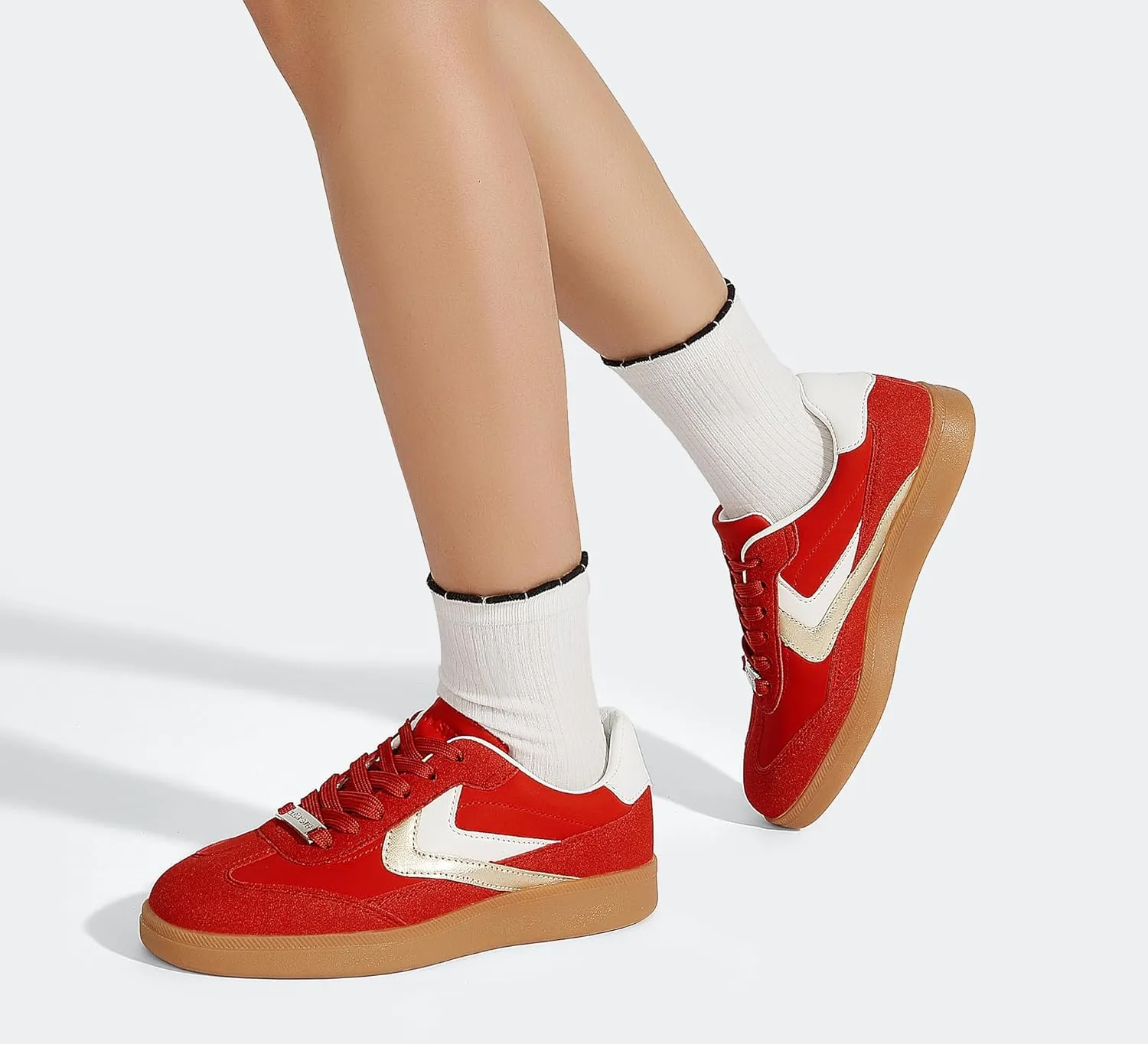 LUCKY STEP Women Retro Sneakers Fashion Classic Gum Sole Tennis Skate Shoes Casual Trendy Walking Trainer Anti Slip Flat Low-Top Footwear
