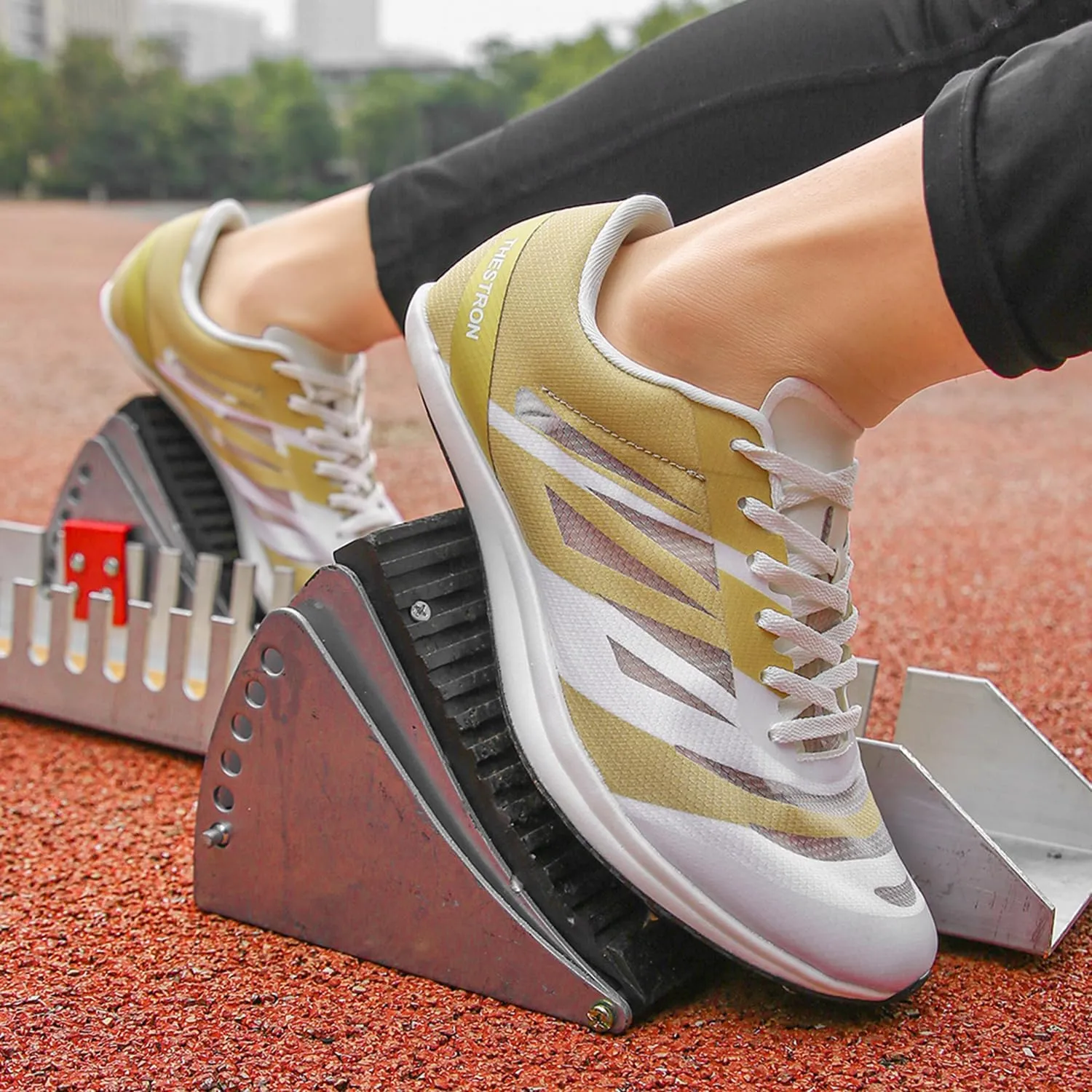 Men Women Track and Field Shoes Kids Spikes Track Sneakers Boys Girls Running Nail Footwears