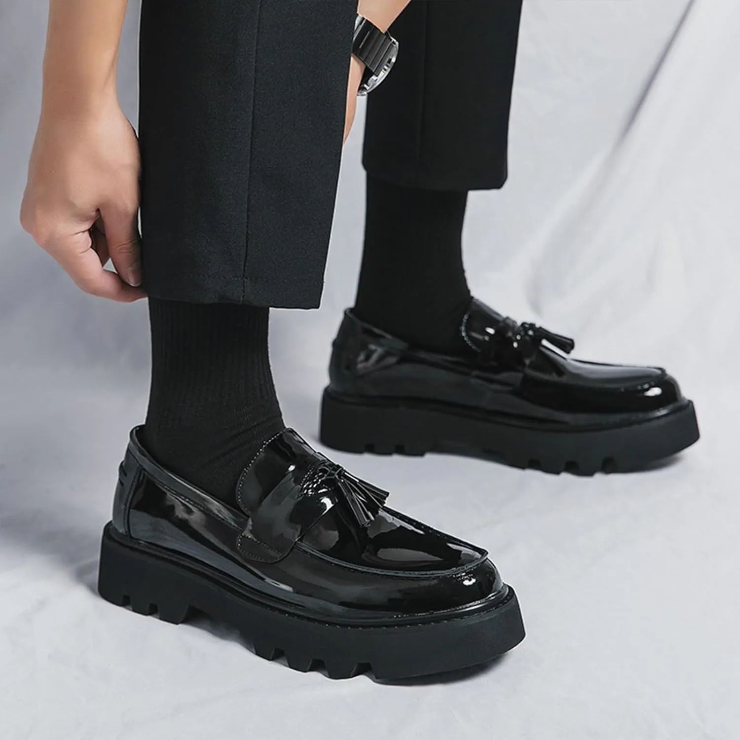 Men's Black Soft Patent Leather Platform Chunky Heel Loafers Fashion Tassel Business Casual Formal Work Shoes Non-Slip Lug Sole Slip-On Penny Loafers