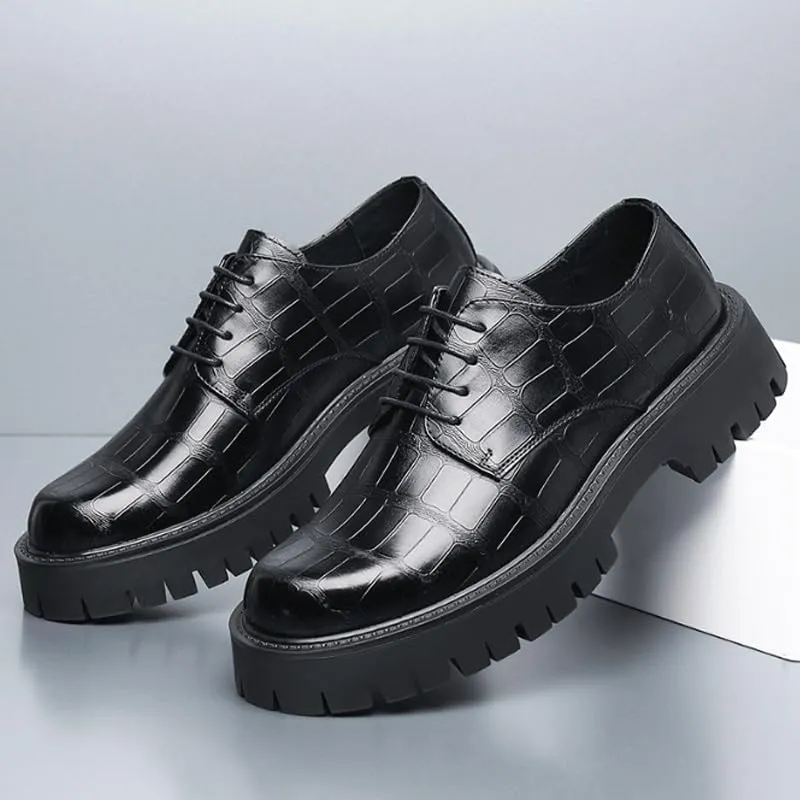 Men's Breathable Leather Wingtip Brogue Oxfords Modern Leather Business Casual Scale Pattern Comfort Formal Shoes Comfortable Round Toe Lace Up Loafers