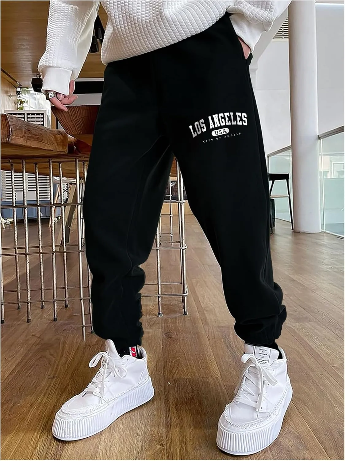 Men's Graphic Letter Print Sweatpants Drawstring Waist Tie Front Workout Pants Jogger Pants with Pocket