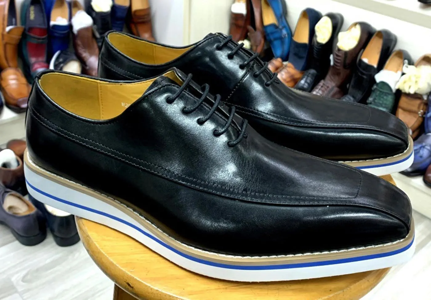 Mens Oxfords Formal Dress Suit Shoes Genunie Leather Wingtip Modern Prom Shoes Men's Fashion Business Casual Luxury Wedding Tuxedo Shoes for Men