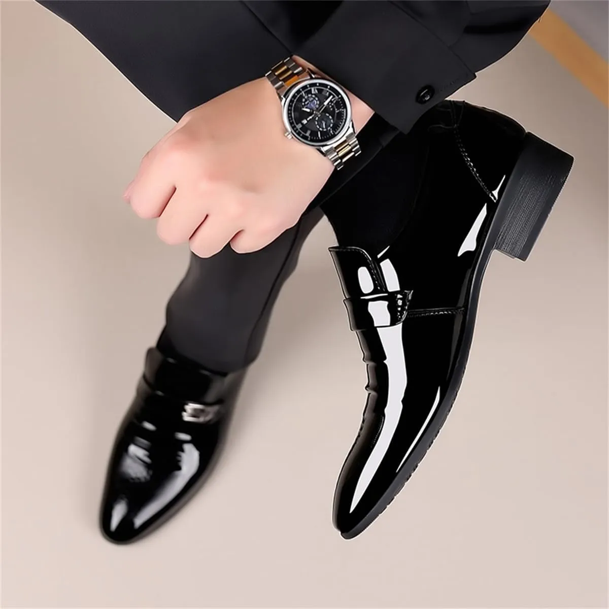 Men's Retro Patent Leather Slip On Dress Shoes Formal Business Oxford Pointed Toe Loafers for Men