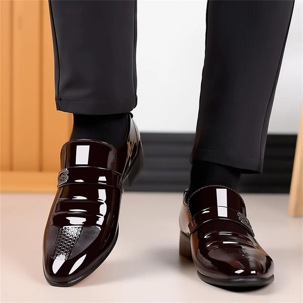 Men's Retro Patent Leather Slip On Dress Shoes Formal Business Oxford Pointed Toe Loafers for Men