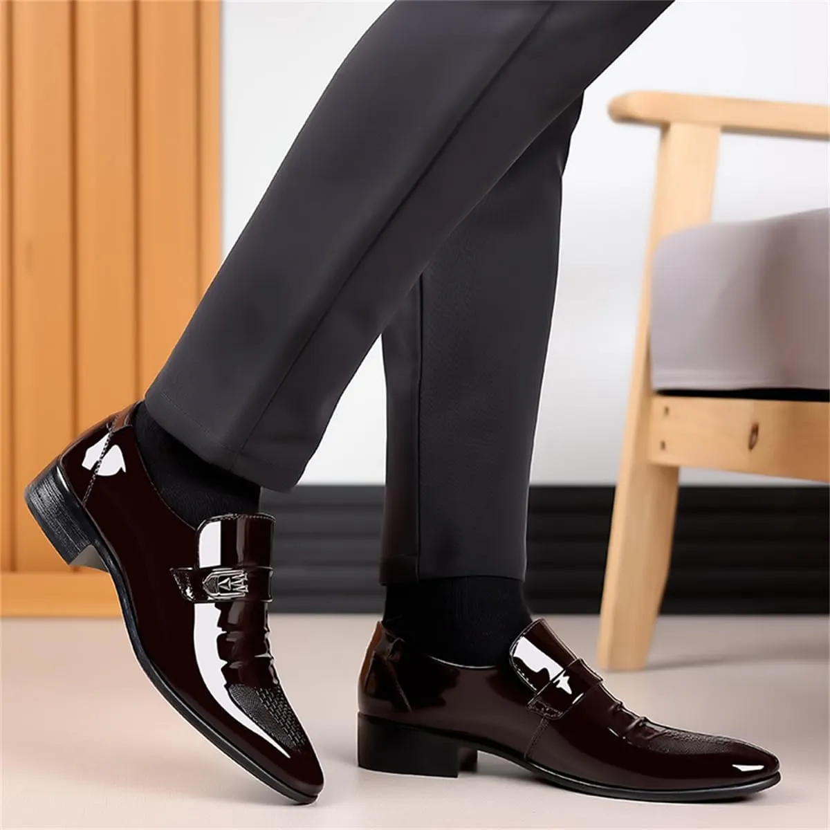 Men's Retro Patent Leather Slip On Dress Shoes Formal Business Oxford Pointed Toe Loafers for Men