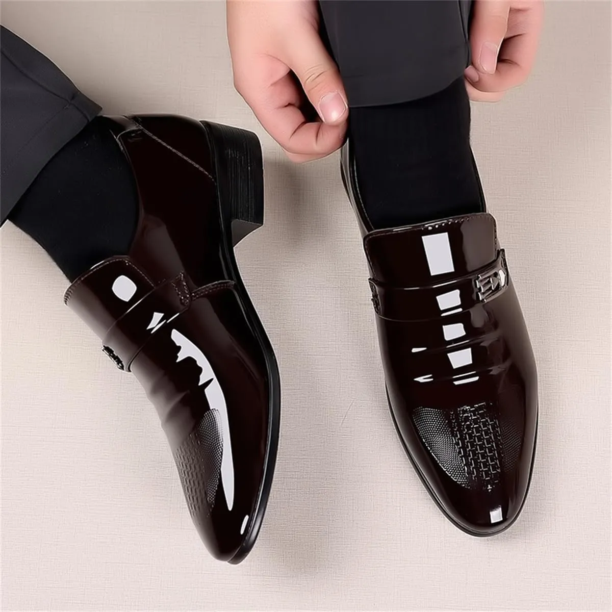 Men's Retro Patent Leather Slip On Dress Shoes Formal Business Oxford Pointed Toe Loafers for Men