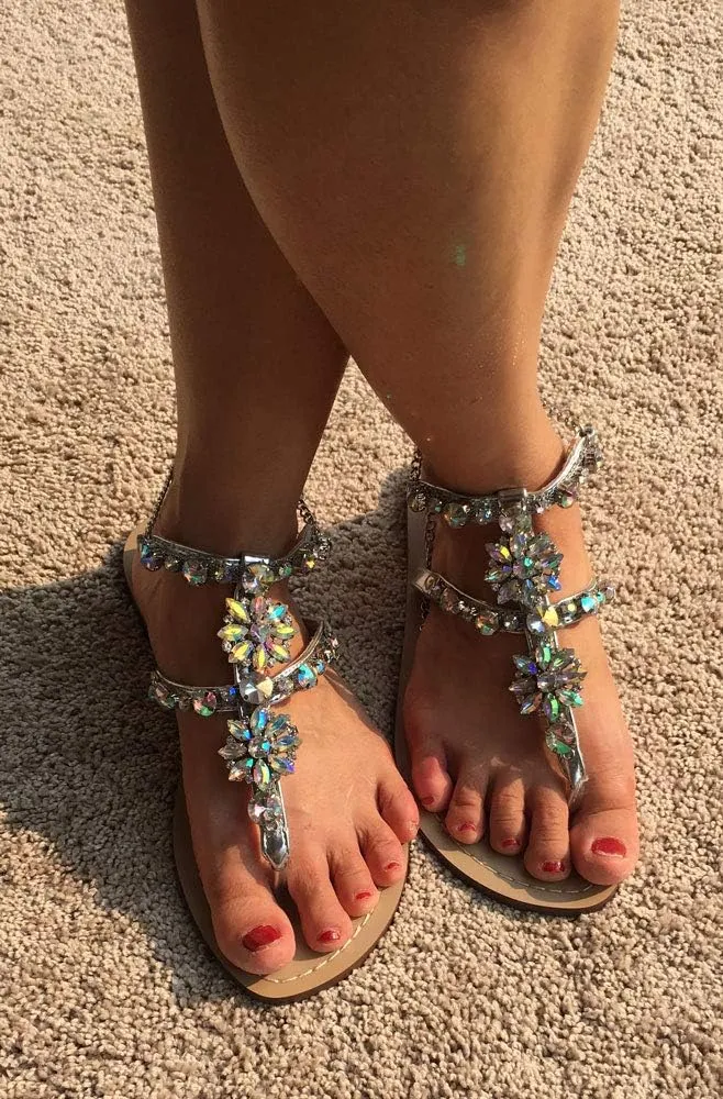 Monrovia Women's Crystal with Rhinestone Bohemia Flip Flops Summer Beach Flat Sandals