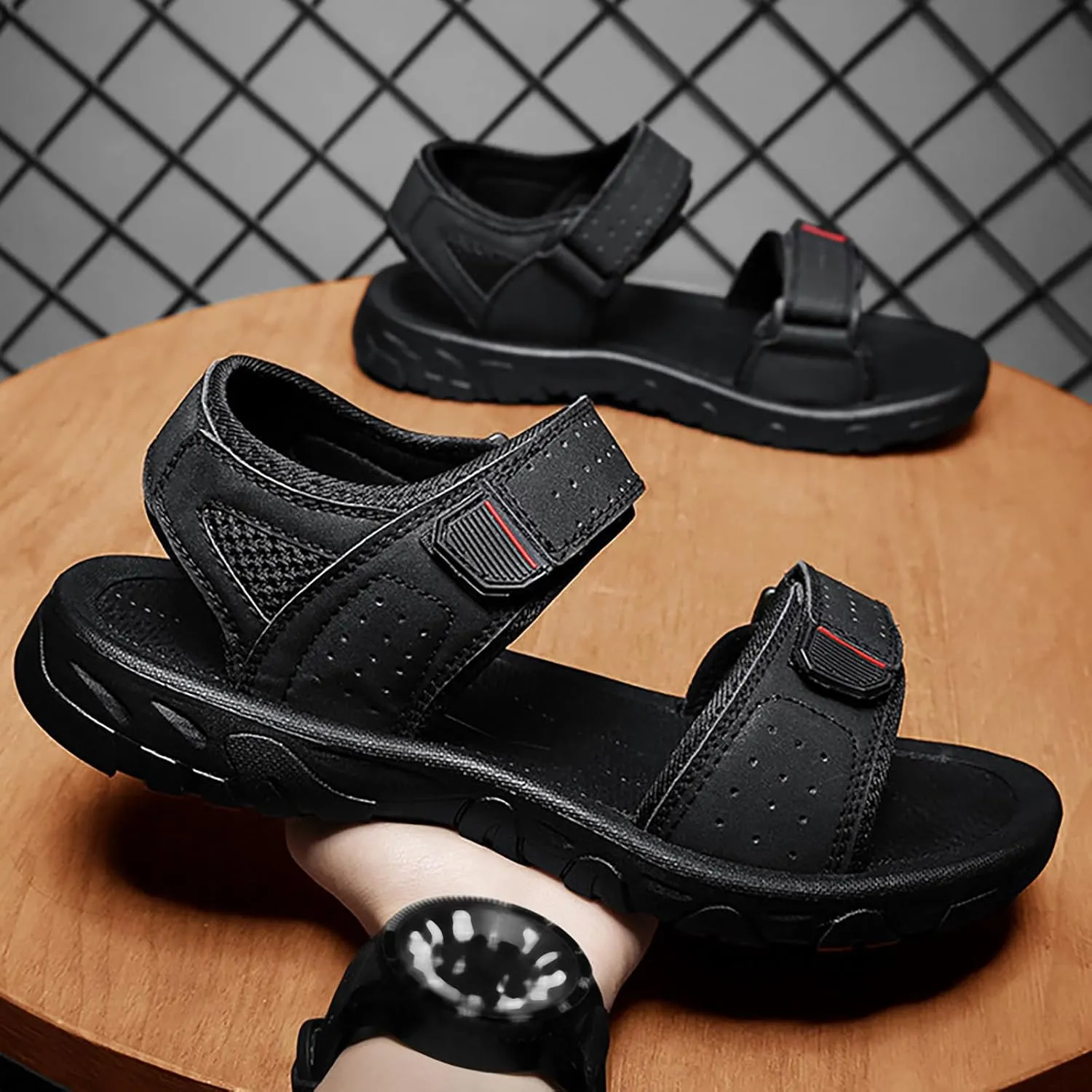 New Outdoor Water Slippers For Dad's Casual Sports Beach Shoes Big Screen Slide Sandal