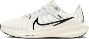 Nike Women's Low-top Sneakers