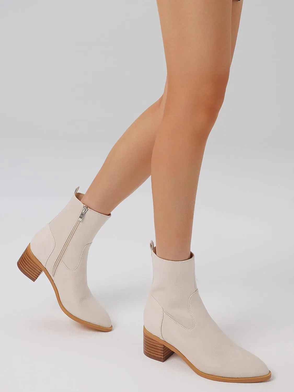 Oiamenne Women's Ankle Boots Pointed Toe Low Chunky Heel Ankle Booties Side Zipper Short Boots