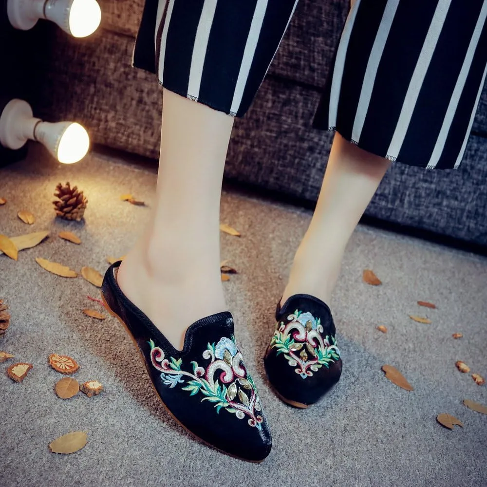 Qhome Women's Chinese Floral Embroidery Pointed-Toe Comfortable Satin Casual Mules Slippers Shoes