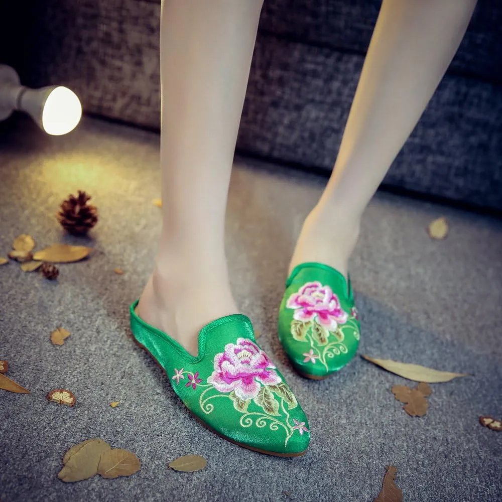Qhome Women's Chinese Floral Peony Embroidery Pointed-Toe Comfortable Satin Casual Mules House Pumps Slippers Shoes