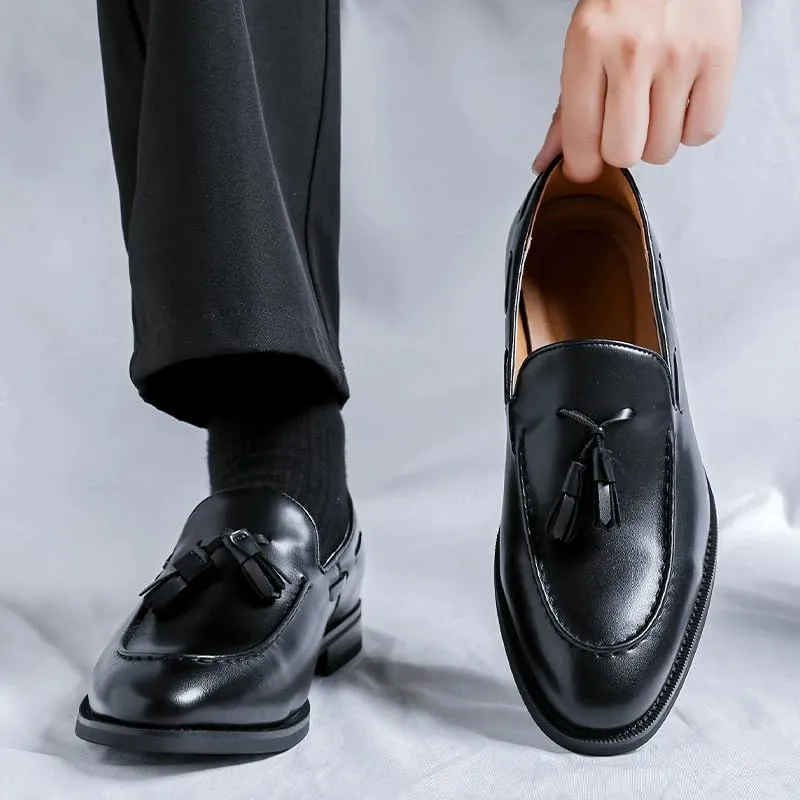 Santimon Men’s Leather Moc Toe Tassel Loafers – Anti-Slip Rubber Sole Lightweight Slip-Ons for Weddings, Office & Formal Events