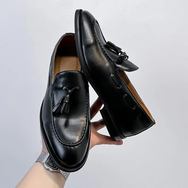 Santimon Men’s Leather Moc Toe Tassel Loafers – Anti-Slip Rubber Sole Lightweight Slip-Ons for Weddings, Office & Formal Events