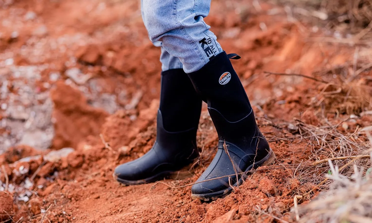 TENGTA Narrow Fit Waterproof Rubber Rain Boots for Men and Women - Durable 6mm Neoprene Insulated, Ideal for Hunting, Farming & Outdoor Work