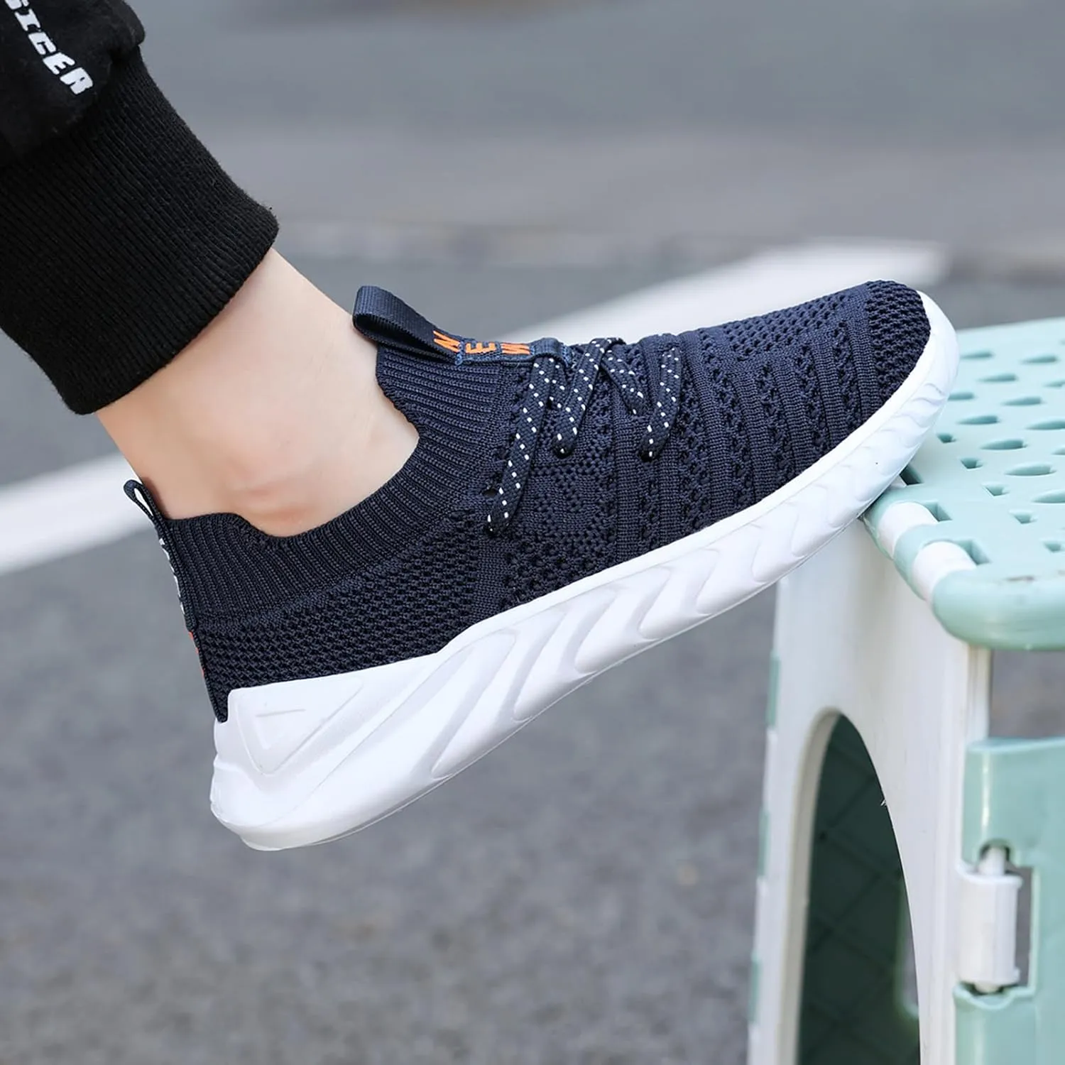 UMANPOO Kids Running Shoes Boys Girls Barefoot Slip On Sneakers Casual Walking Tennis Athletic Gym Sock Shoes Non Slip
