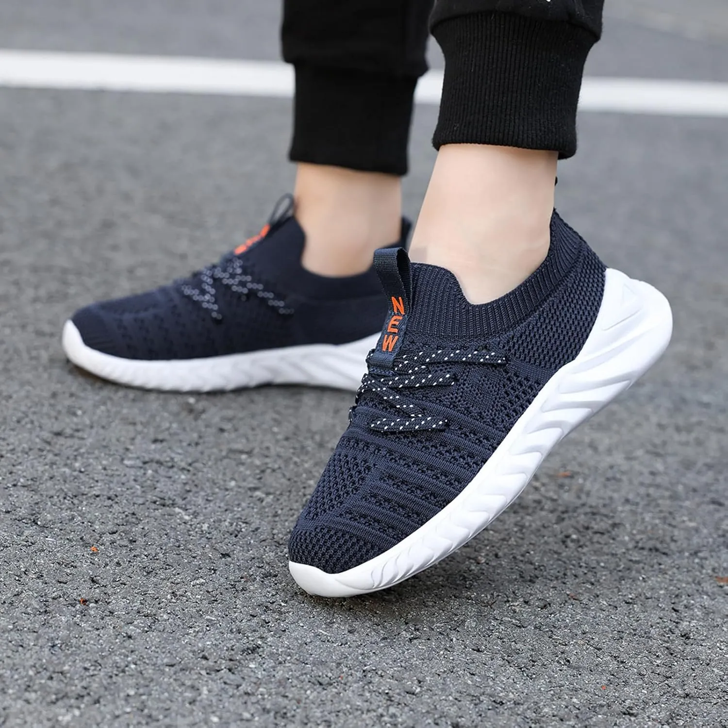UMANPOO Kids Running Shoes Boys Girls Barefoot Slip On Sneakers Casual Walking Tennis Athletic Gym Sock Shoes Non Slip
