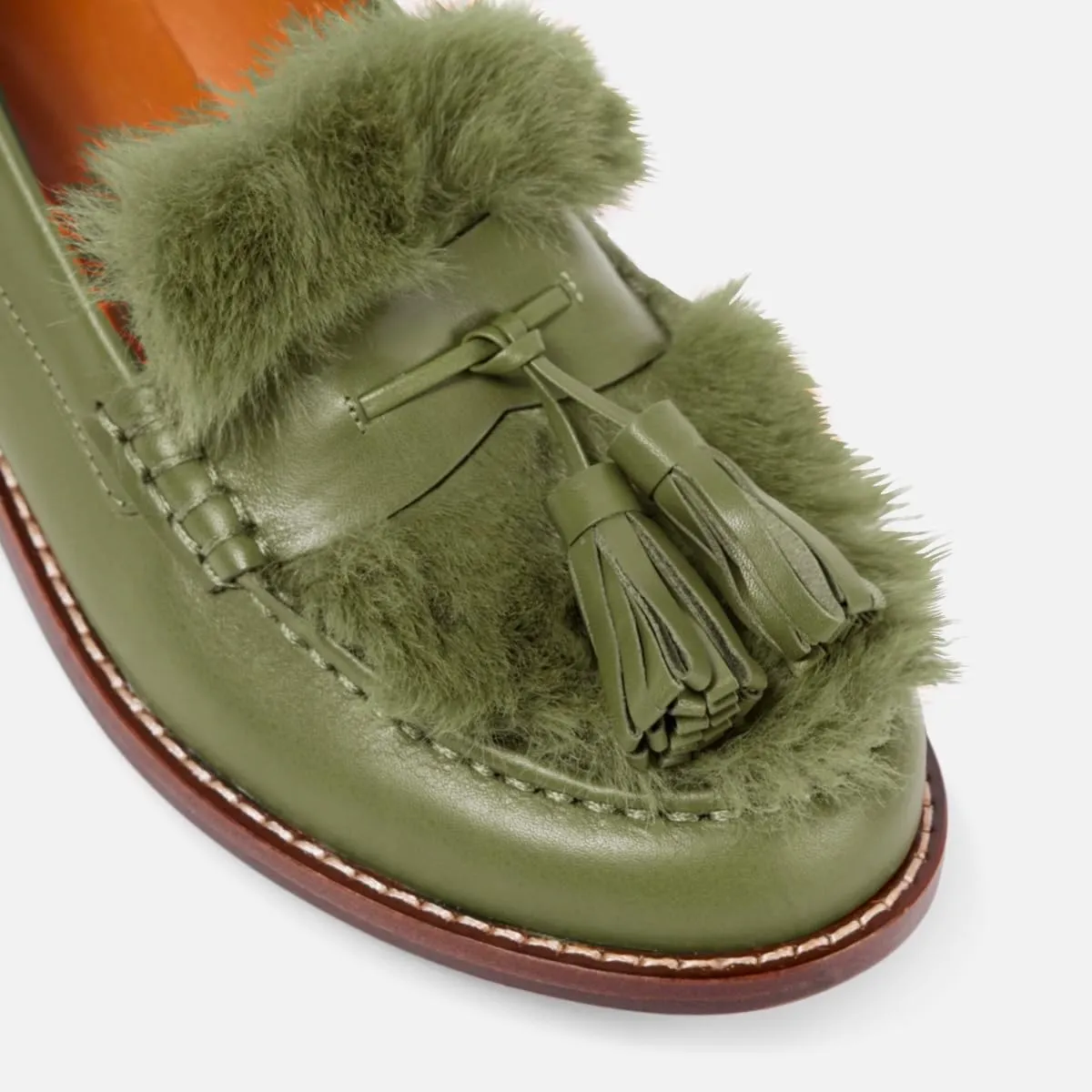 Women Low Chunky Heel Loafer Shoes Tassel Fluffy Round Toe Slip On Dress Loafers Fringe 1 Inch Block Low Heel Dress Shoes Fur Penny Loafers Comfort Office Shoes Classic 4-11 M US