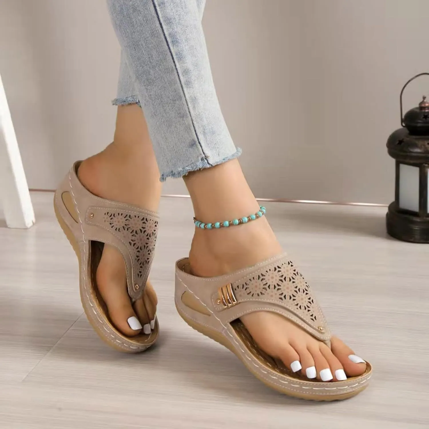 Women’s Arch Support Flowers Clip Toe Sandals Breathable Comfortable Walking Soft Nano-foam Platform Wide Width Wedges