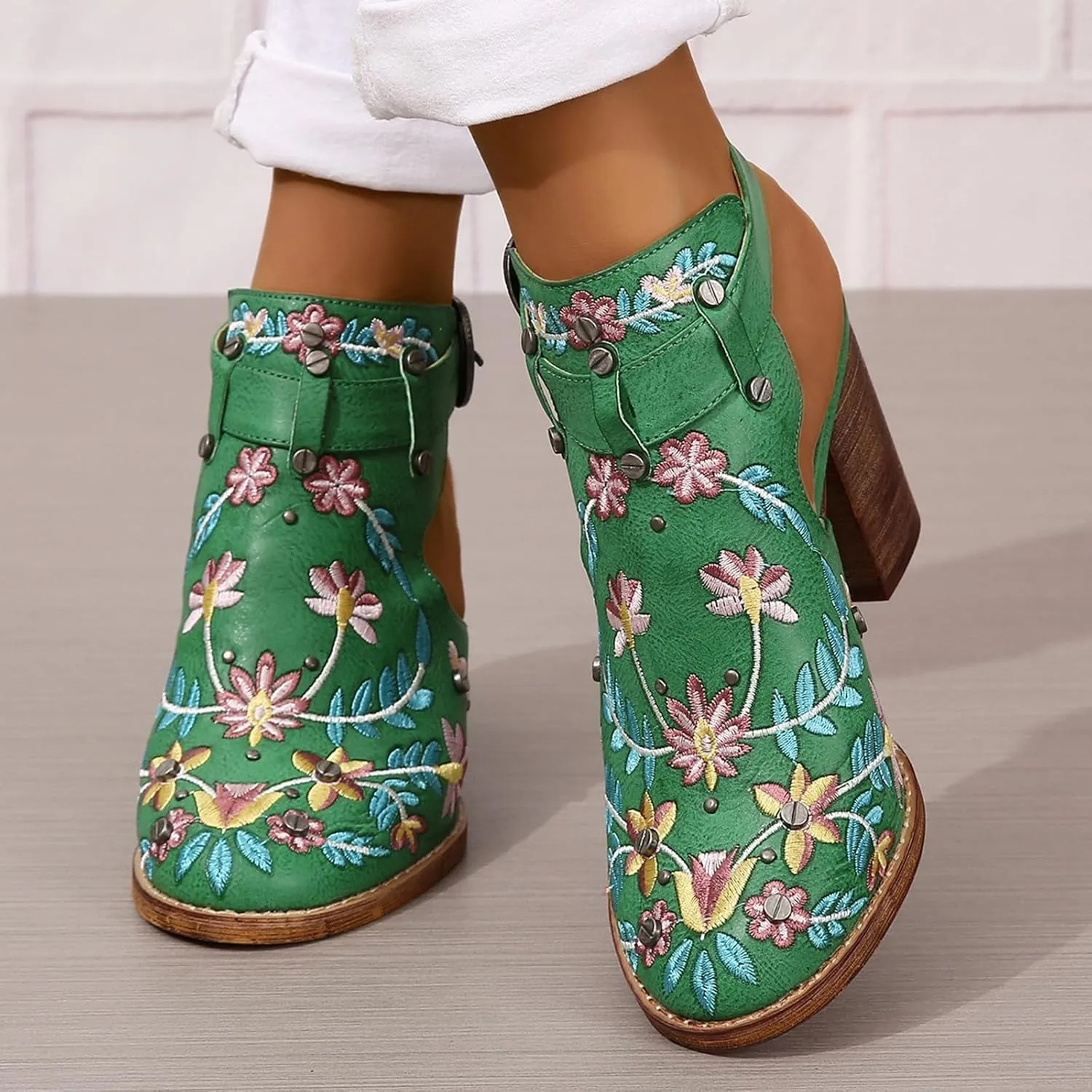 Women's Floral Embroidered Ankle Boots Round Toe Buckled Backless Western Vintage Wooden Chunky Heeled Shorts Booties