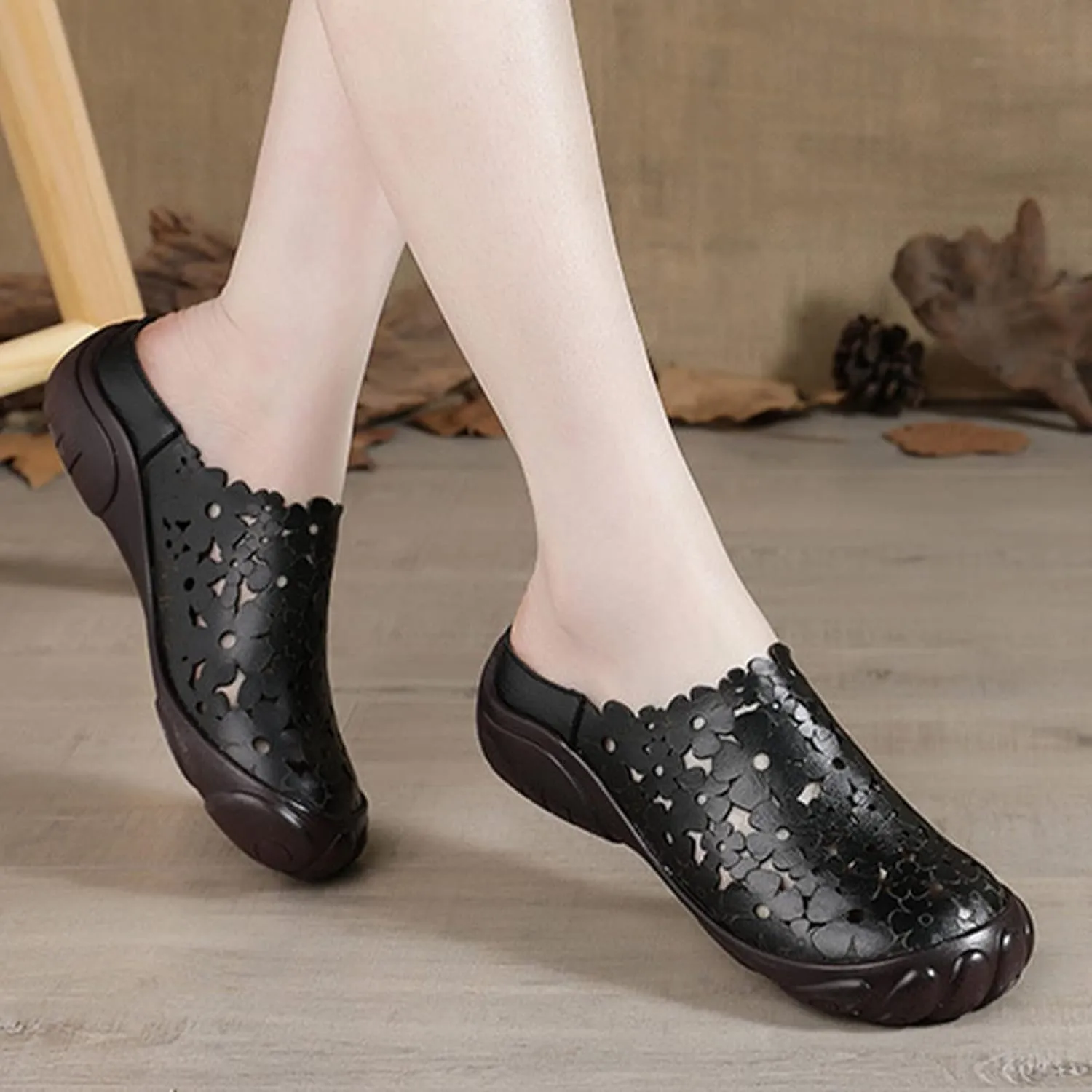 Women's Leather Cutout Wedge Mules,Vintage Orthotic Comfy Closed Toe Backless Slide Walking Clogs Ox Softsole Slippers