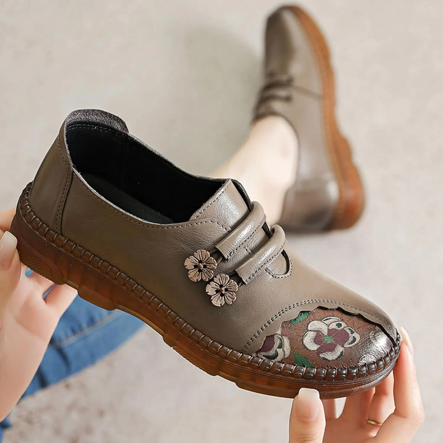 Women's Leather Slip On Casual Dress Shoes,Comfort Vintage Print Frog Button Non-Slip Softsole Oxford Penny Loafers