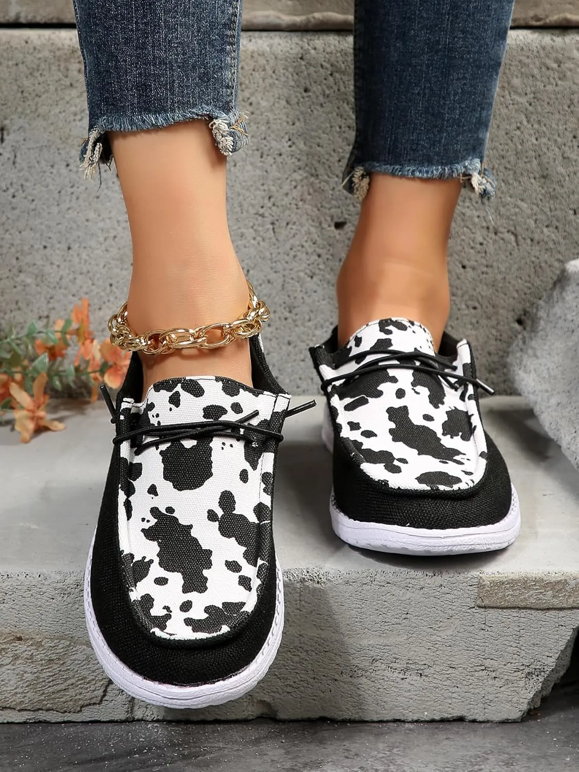 Women's Milky Cow Print Slip-On Loafers - Lightweight Comfortable Casual Shoes with Elastic Laces, Foam Outsole, Orthotic Walking Shoes for Daily Wear, US 6-10