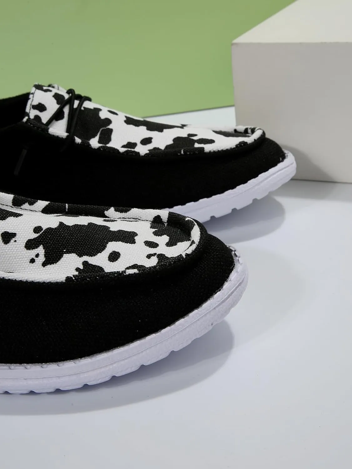 Women's Milky Cow Print Slip-On Loafers - Lightweight Comfortable Casual Shoes with Elastic Laces, Foam Outsole, Orthotic Walking Shoes for Daily Wear, US 6-10