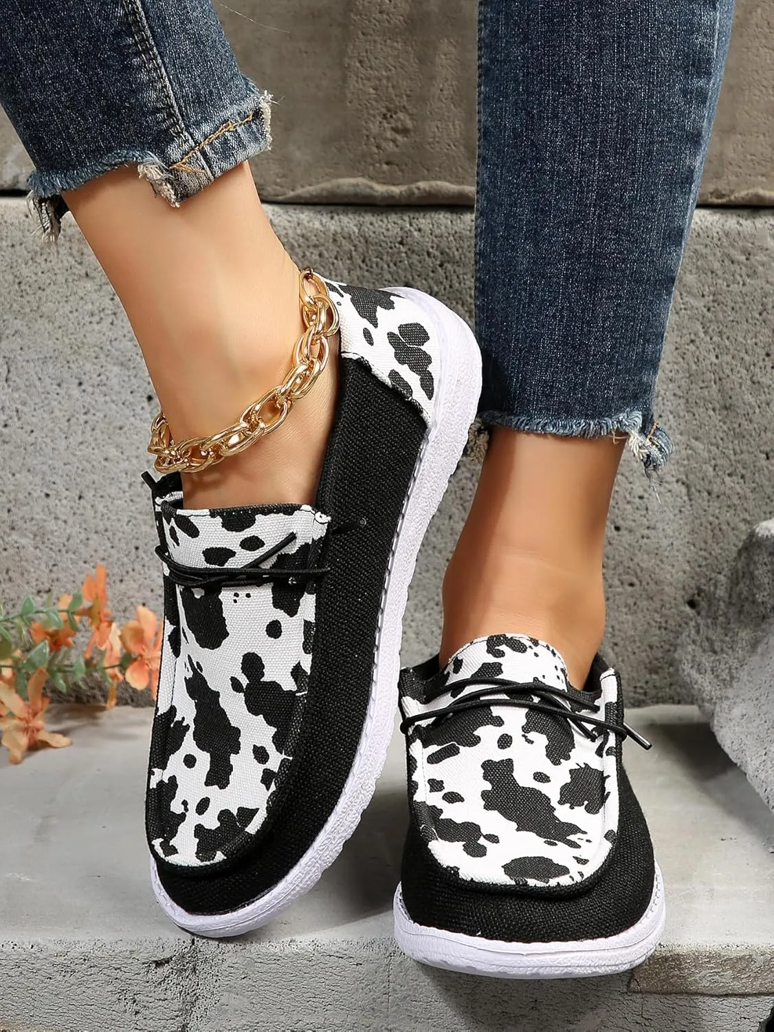 Women's Milky Cow Print Slip-On Loafers - Lightweight Comfortable Casual Shoes with Elastic Laces, Foam Outsole, Orthotic Walking Shoes for Daily Wear, US 6-10