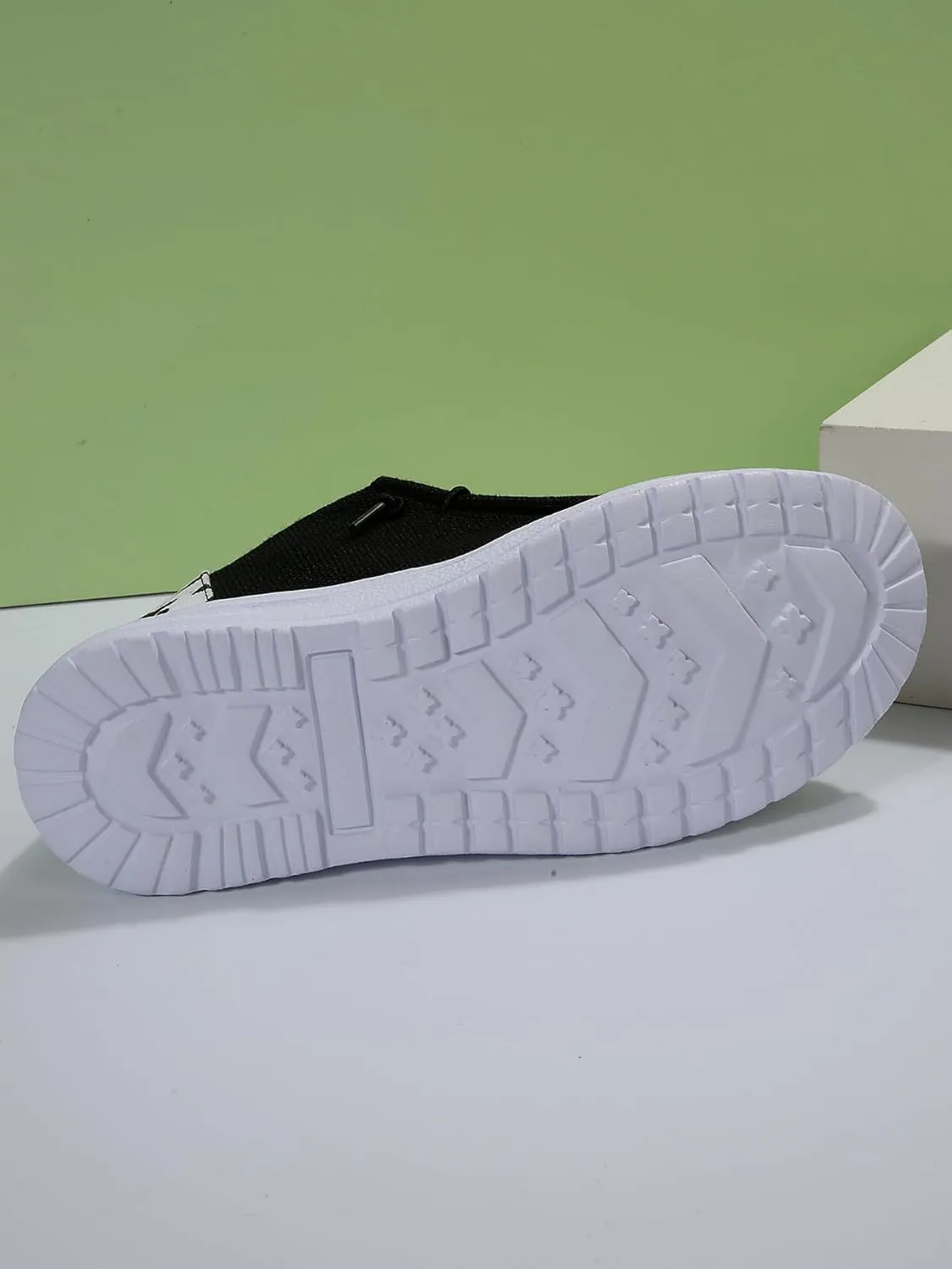 Women's Milky Cow Print Slip-On Loafers - Lightweight Comfortable Casual Shoes with Elastic Laces, Foam Outsole, Orthotic Walking Shoes for Daily Wear, US 6-10