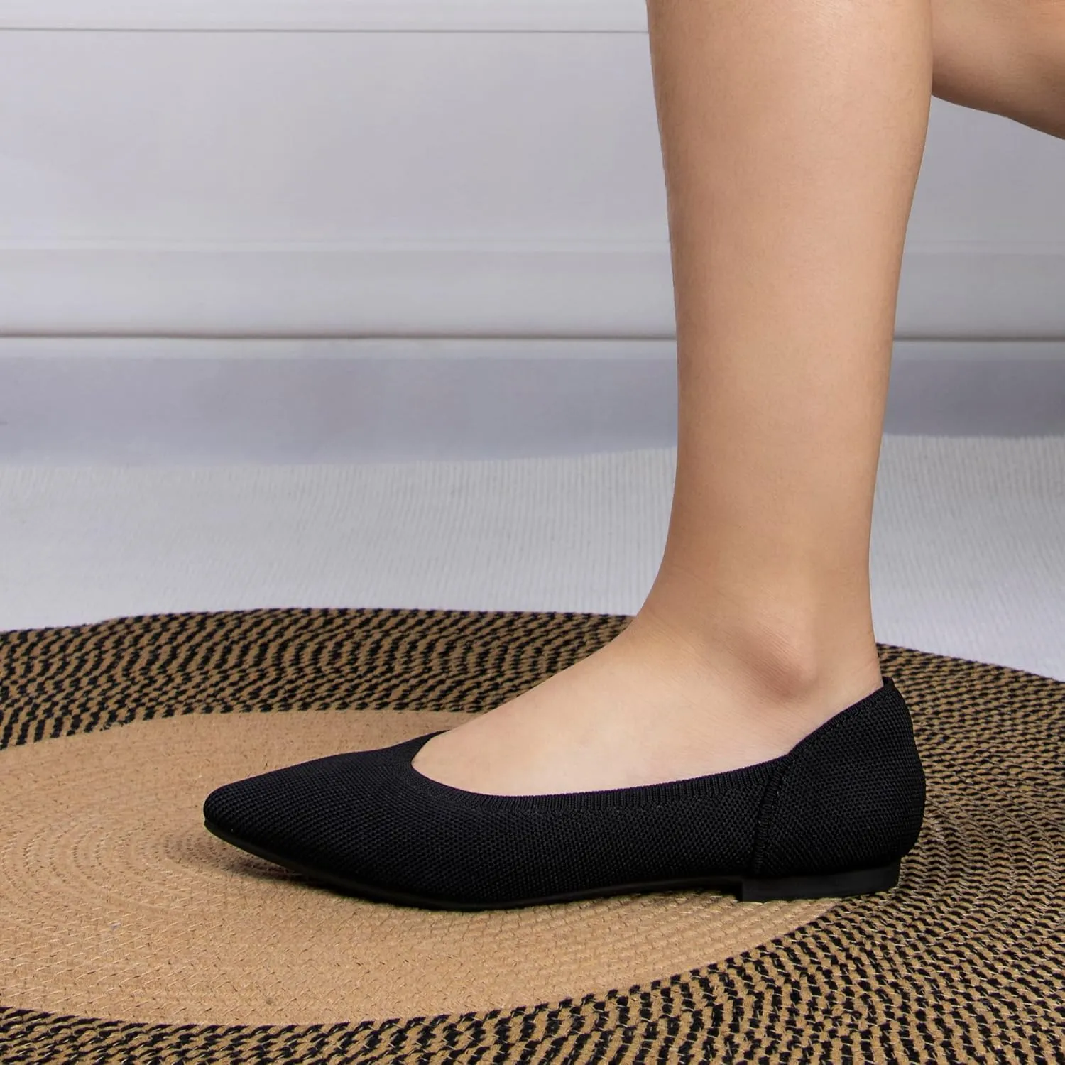 Women's Pointed Toe Breathable Knit Flats Shoes Soft Slip On Dress Ballet Flats for Women Comfortable Casual Work Driving Lightweight Knitted Flat Loafers