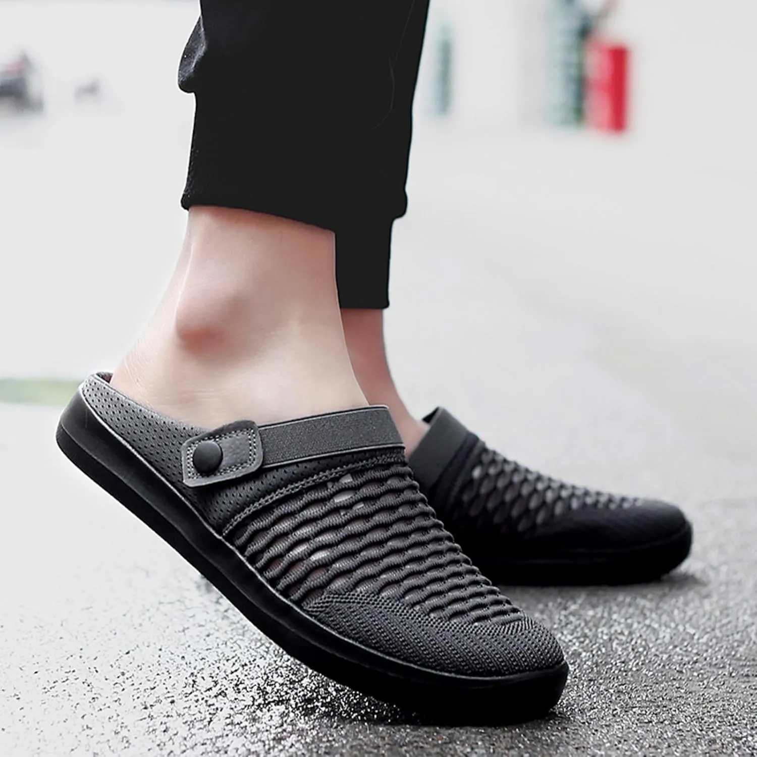 Women's Walking Shoes Knitted Breathable Clogs Lightweight Slip-On Mules Non-Slip Quick Drying Sandals Comfortable Garden Clogs Pool Water Shoe Hiking House Traveling Shoes Casual Beach Slippers
